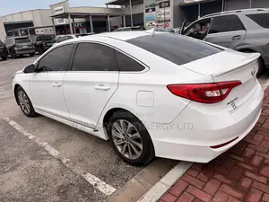 Hyundai Sonata Sport 4dr Sedan (2.4L 4cyl 6A) 2015 White