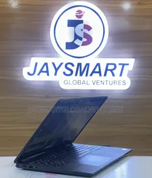 Laptop Dell Latitude 3520 16GB Intel Core i7 SSD 512GB