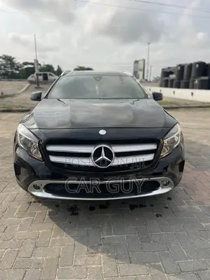 Mercedes-Benz GLA 250 2017 Black