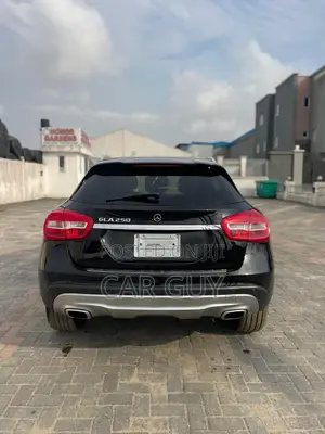 Mercedes-Benz GLA 250 2017 Black