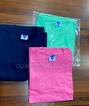 Plain T-Shirt