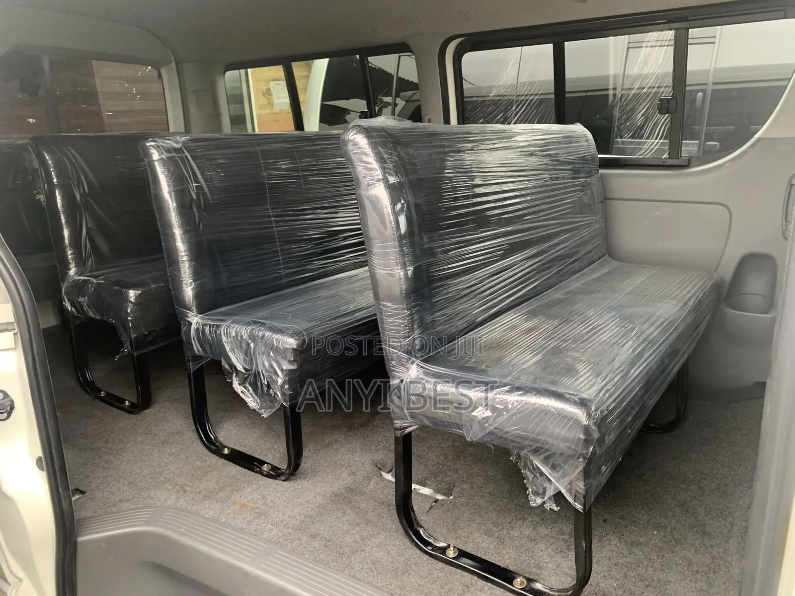 Toyota HiAce 2010 White