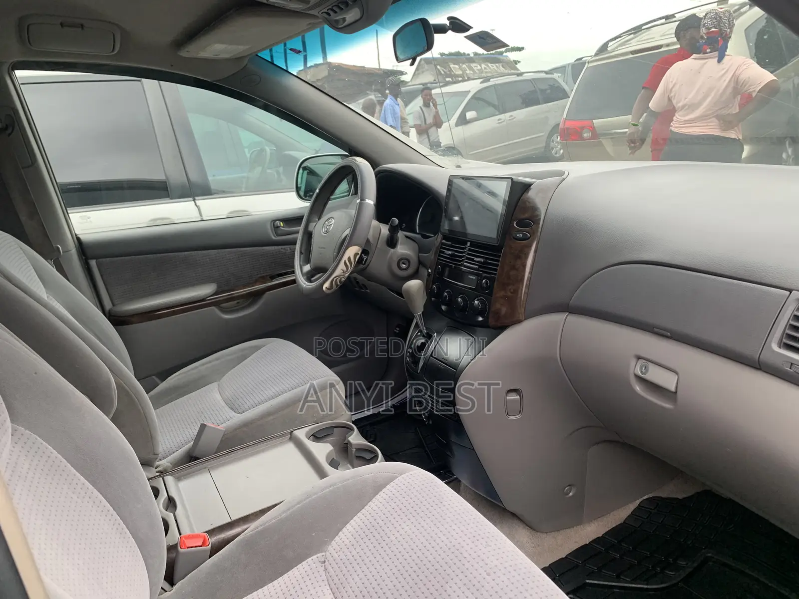 Toyota Sienna 2006 Silver