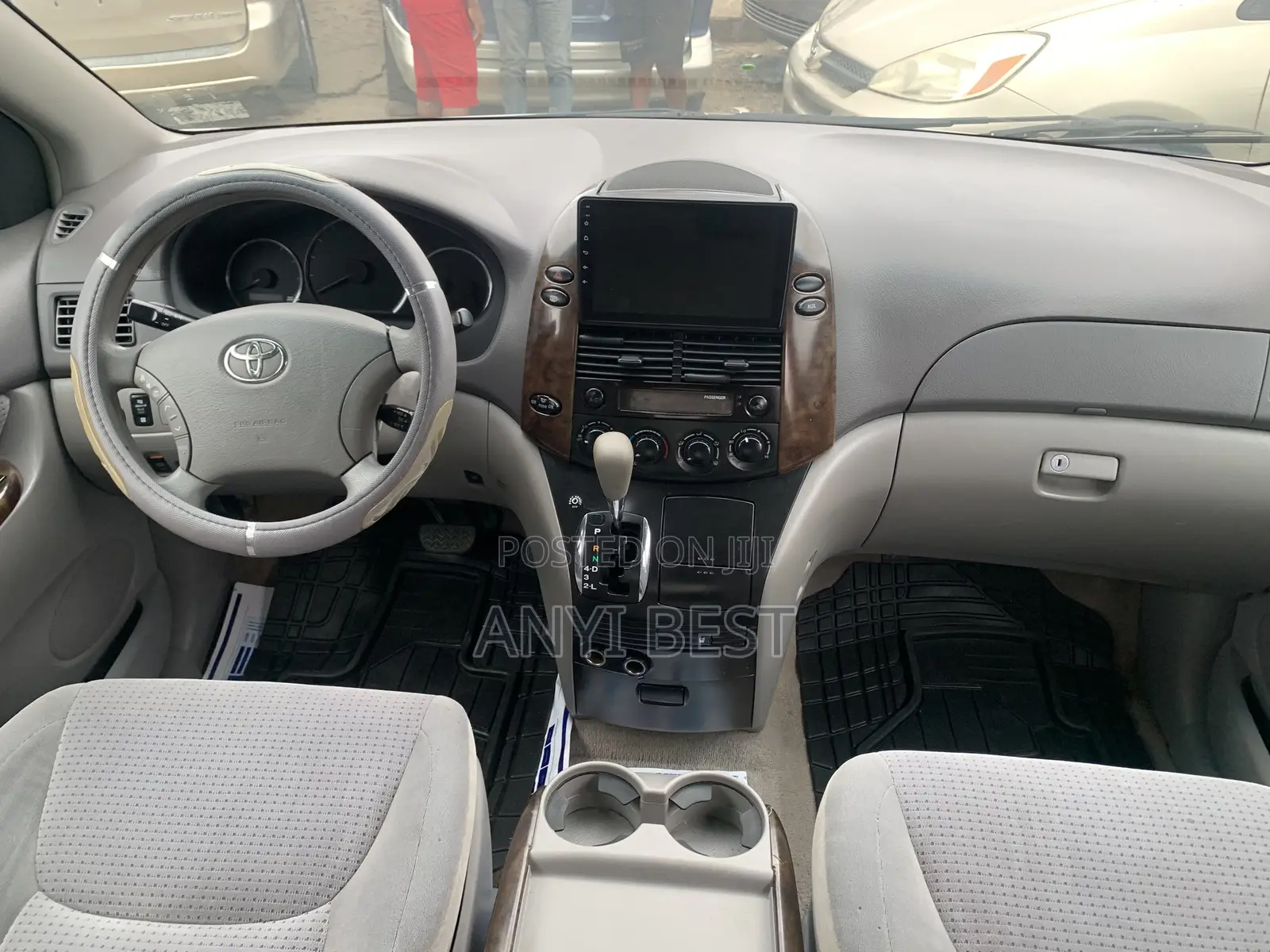 Toyota Sienna 2006 Silver
