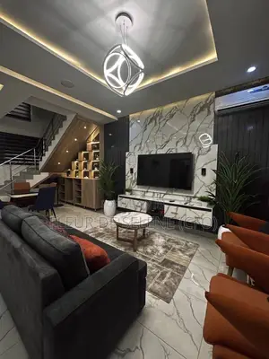 Furnished 2bdrm Townhouse / Terrace for rent