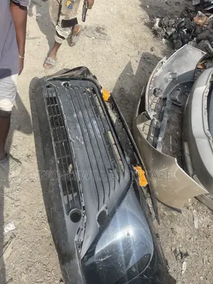 Front Bumper Venza 2020
