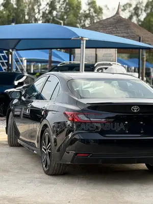 New Toyota Camry SE 2025 Black