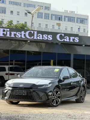 New Toyota Camry SE 2025 Black