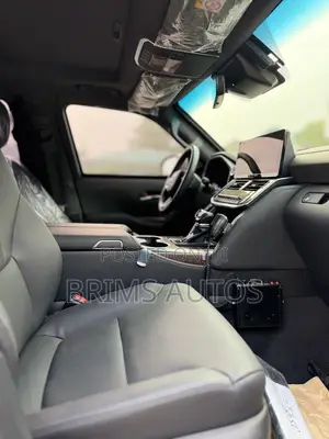 New Toyota Land Cruiser LC300 2025 Black