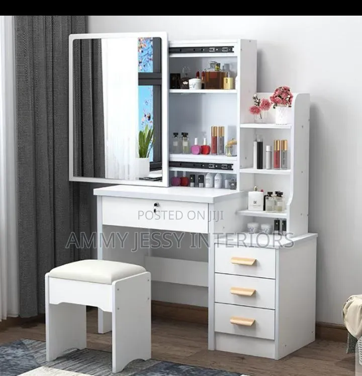 Standard Dressing Mirror