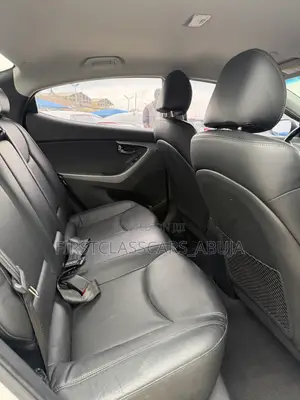 Hyundai Avante 2011 White