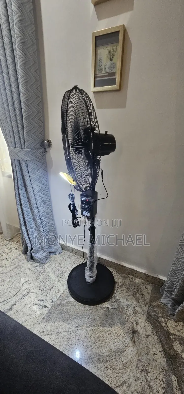 18" Solar Fan