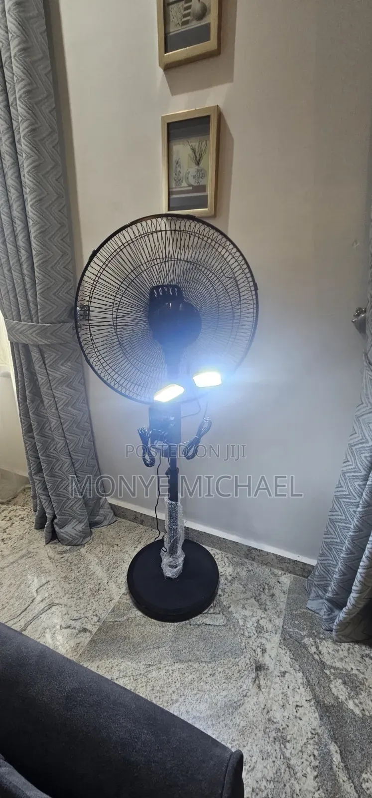18" Solar Fan