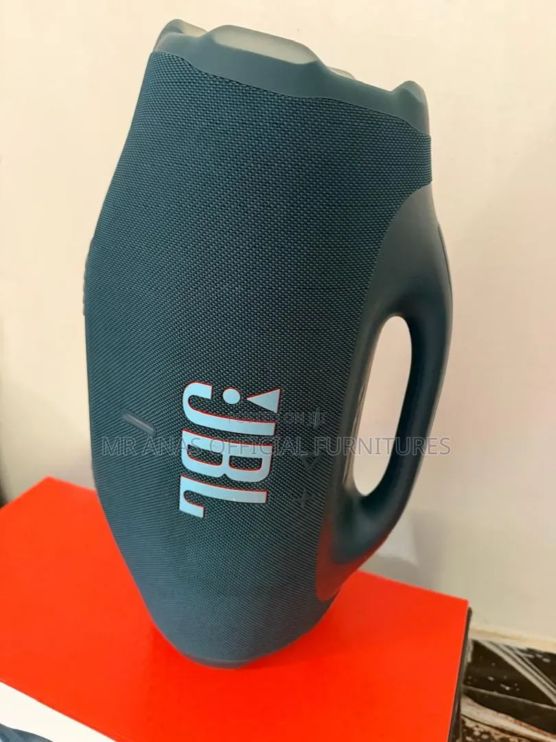 JBL Boombox 4