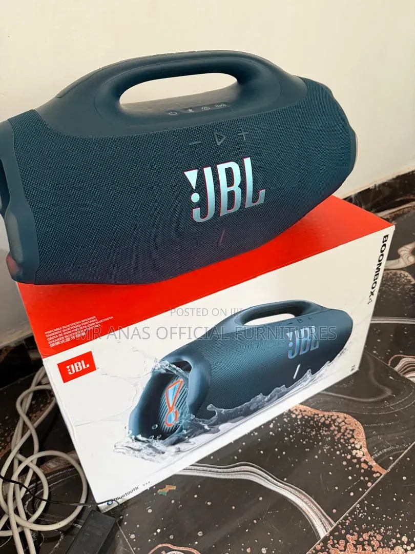 JBL Boombox 4