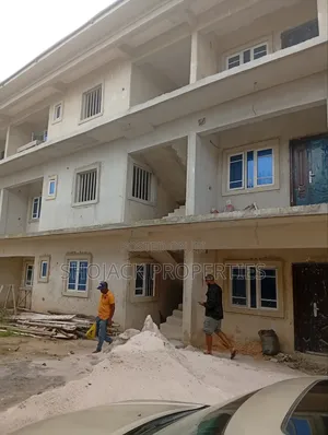 2bdrm Block of Flats in Second Market Eneka for rent