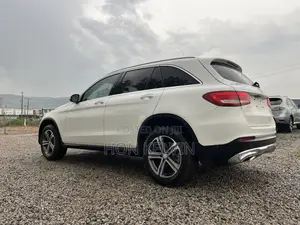 Mercedes-Benz GLC-Class 2016 White