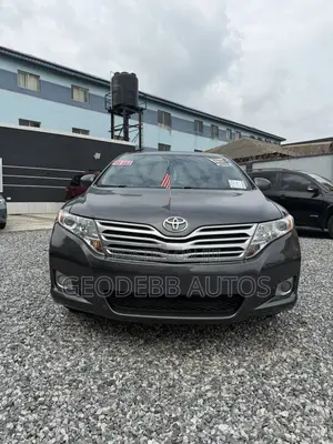 Toyota Venza AWD 2010 Gray