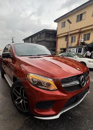 Mercedes-Benz GLE-Class GLE 400 4MATIC 2017 Red