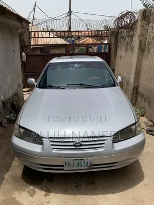 Toyota Camry 2002 Silver