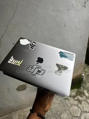 Laptop Apple MacBook Pro 2018 16GB Intel Core i5 SSD 512GB
