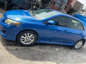 Toyota Corolla 2010 Blue