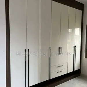 Closet and Wardrobes