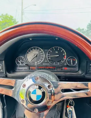 BMW 5 Series 1990 White