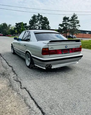 BMW 5 Series 1990 White