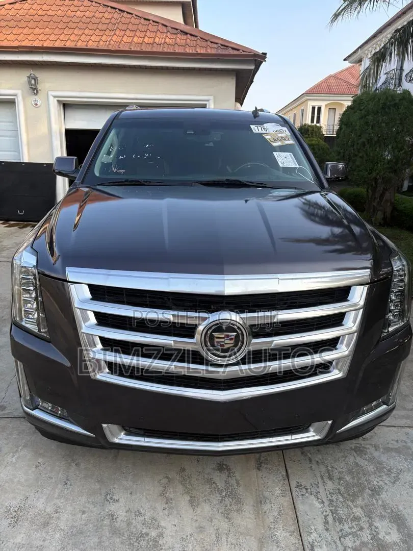 Cadillac Escalade ESV 2015 Black