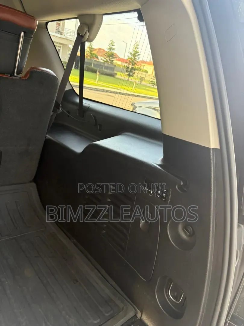 Cadillac Escalade ESV 2015 Black