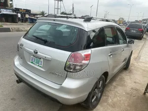 Toyota Matrix 2006 Silver