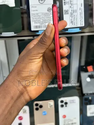 Apple iPhone 11 128 GB Red