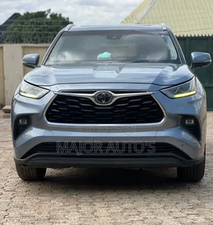 Toyota Highlander Limited 2021 Gray