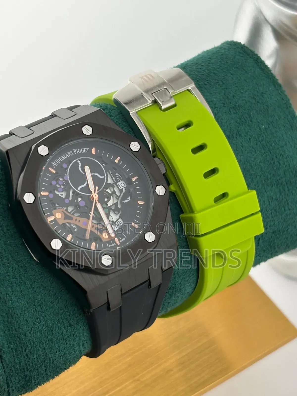 Ap Quality Rubber Wristwatch