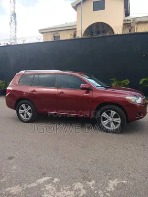 Toyota Highlander 2011 Red