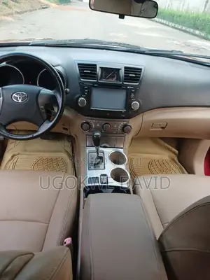 Toyota Highlander 2011 Red