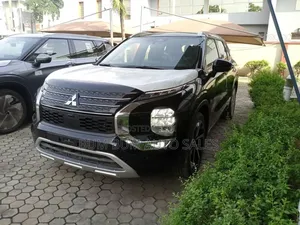 New Mitsubishi Outlander 2025 Black