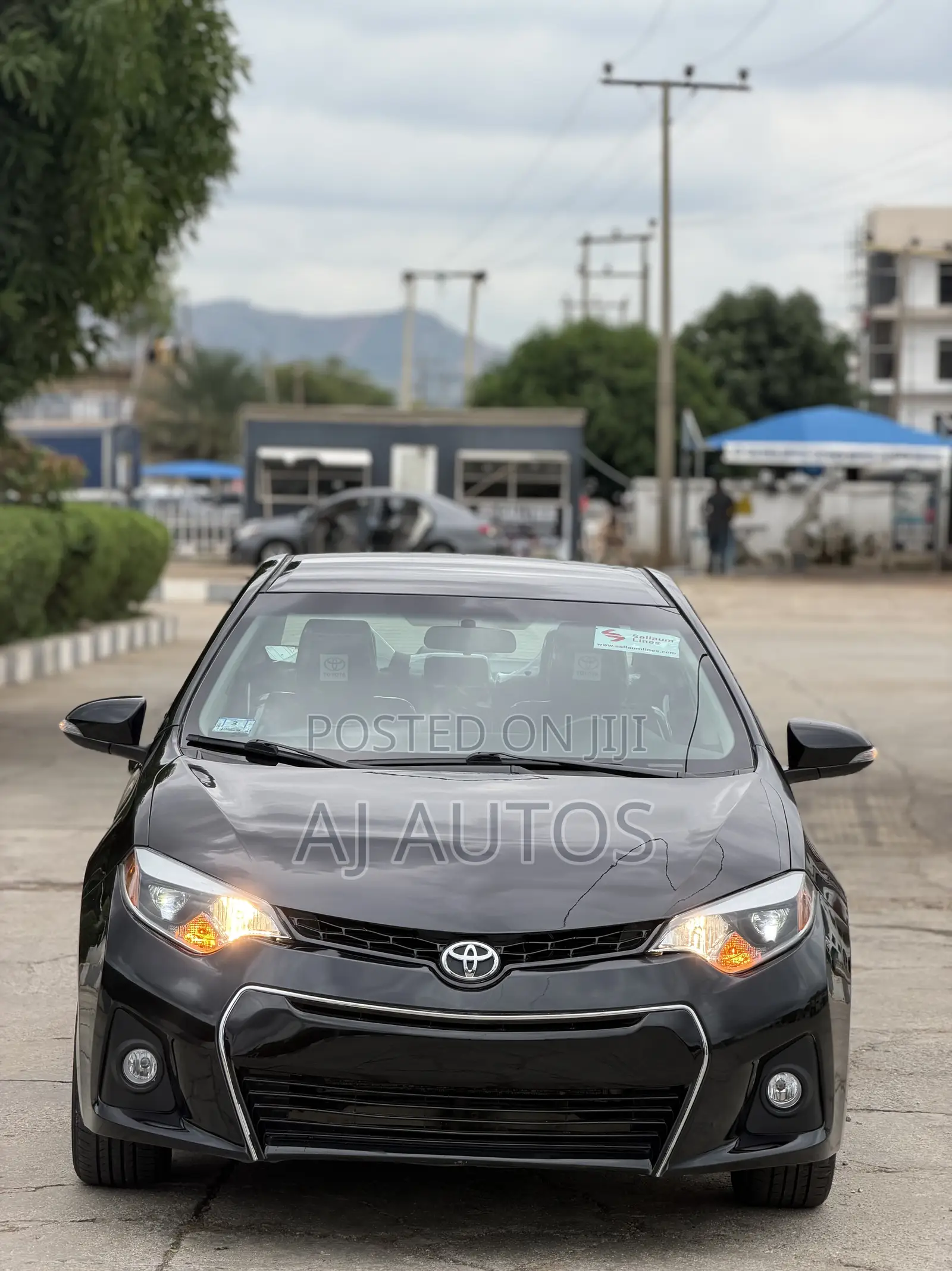 Toyota Corolla 2016 Black