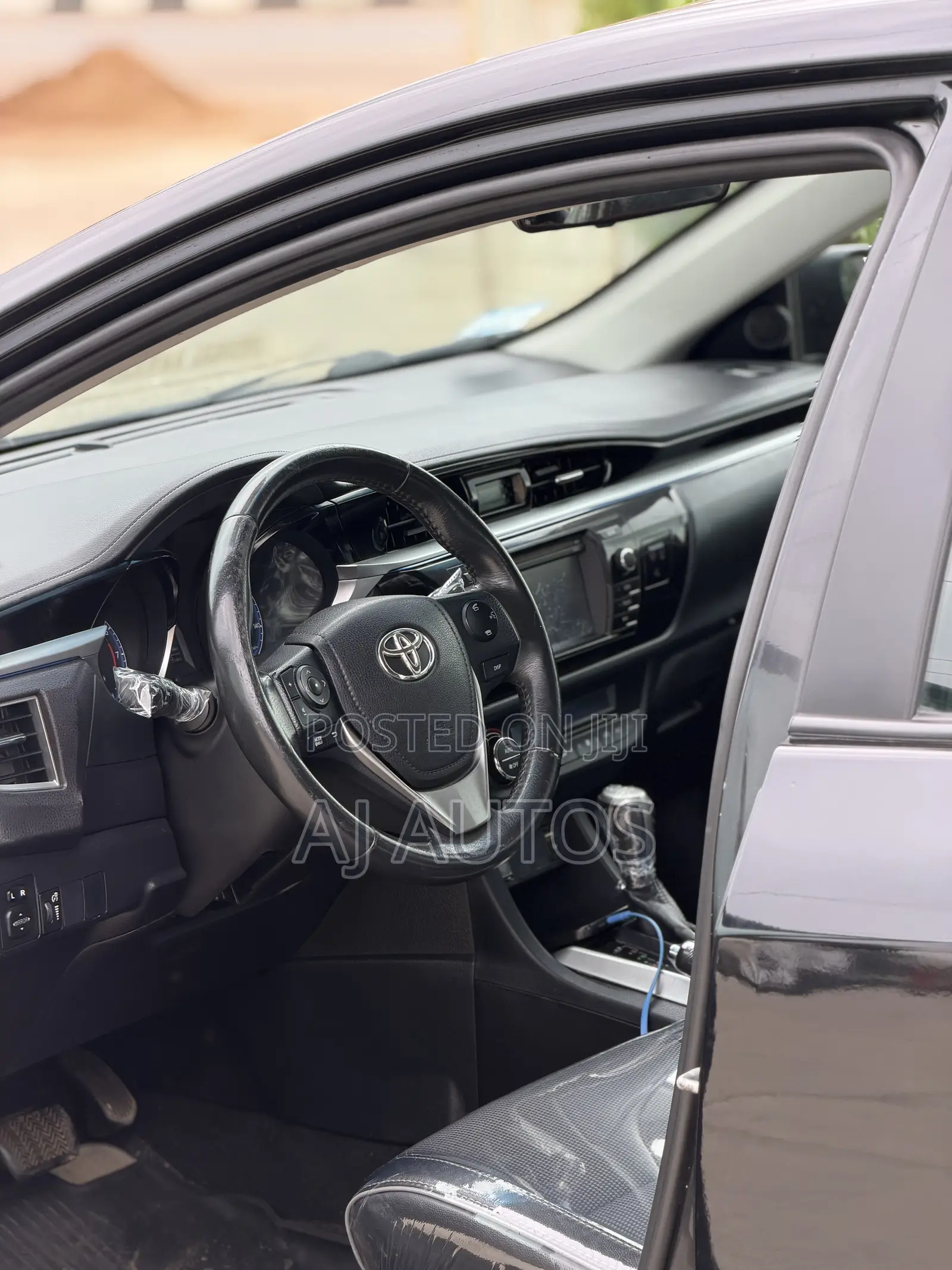 Toyota Corolla 2016 Black