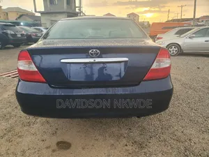 Toyota Camry 2004 Blue