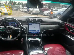 Mercedes-Benz GLC-Class GLC 300 2024 White