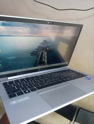 Laptop HP EliteBook 840 G8 8GB Intel Core i7 SSD 256GB
