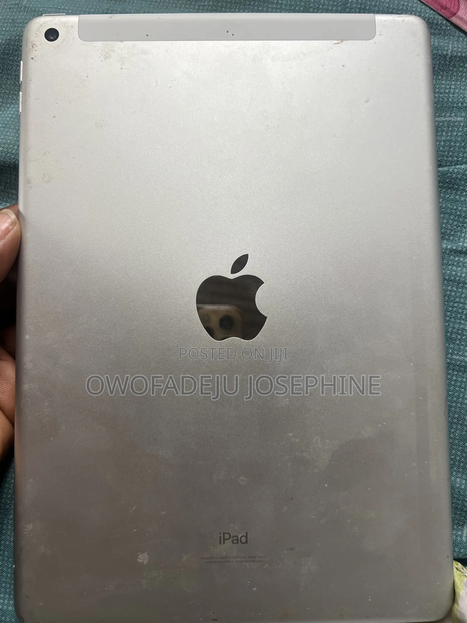 Apple iPad 9.7 64 GB White