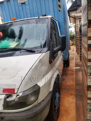 Ford Transit 2000 White