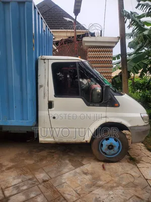 Ford Transit 2000 White