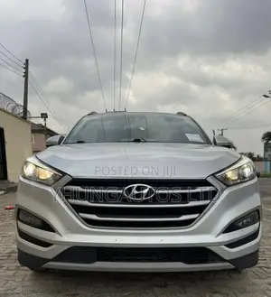 Hyundai Tucson Limited AWD 2017 Silver