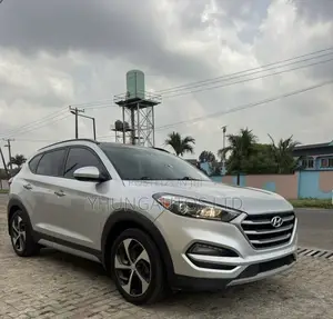 Hyundai Tucson Limited AWD 2017 Silver