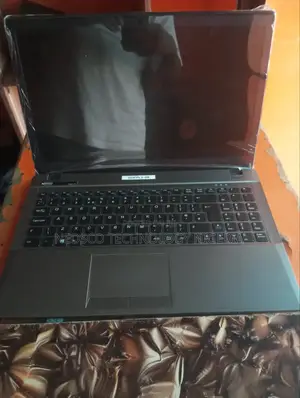 Laptop Toshiba 4GB Intel Core i5 HDD 500GB