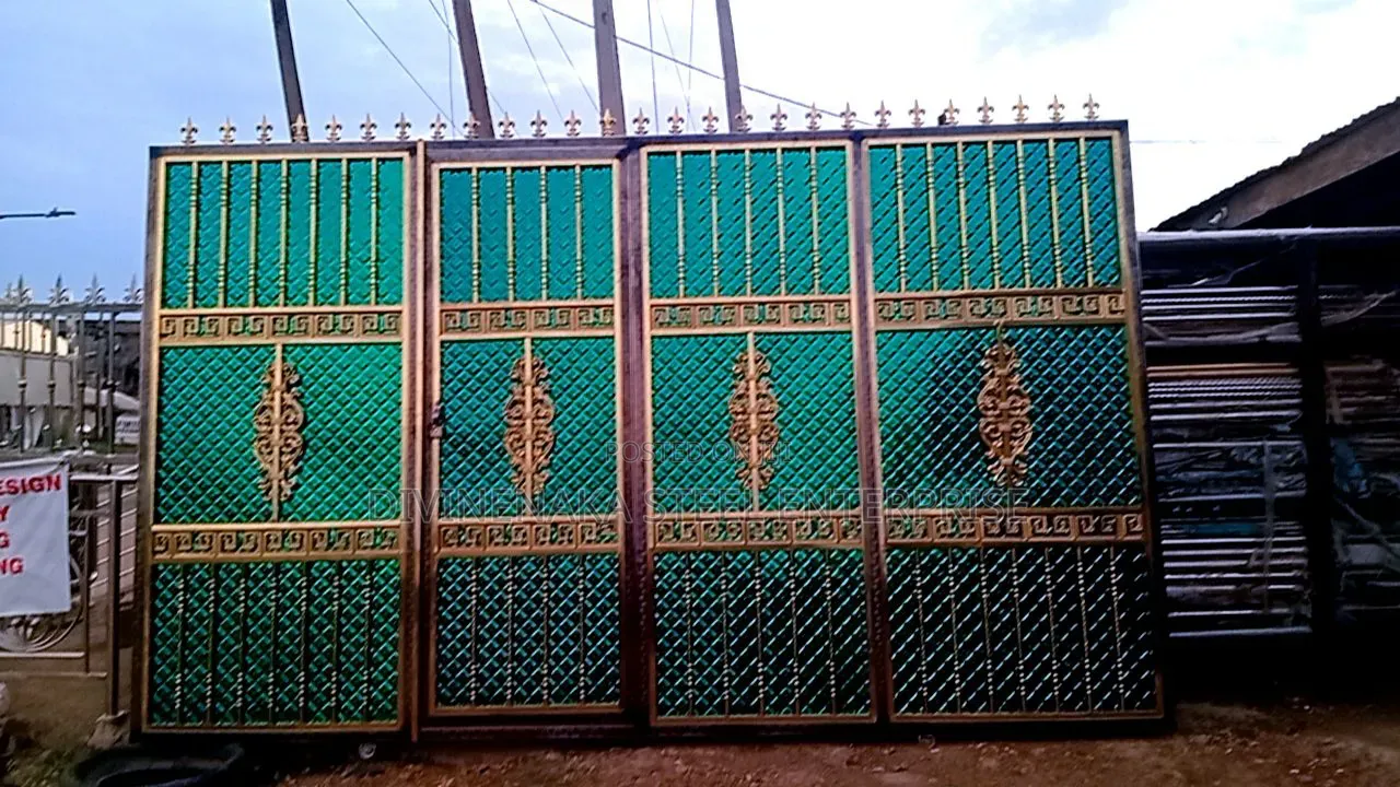 Green Chaka Design Gate